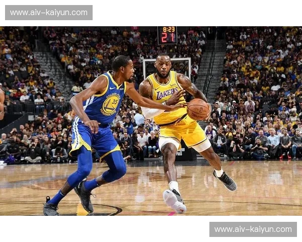 宿敌再临！骑士vs勇士竞彩深度解析：是金州神射的狂欢，还是克利夫兰铁军的复仇？