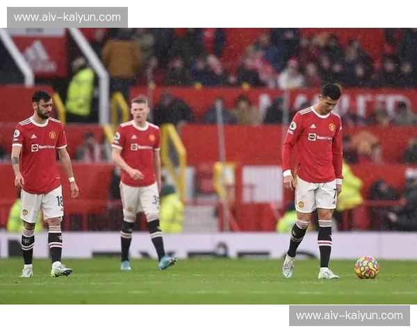 圣玛丽球场的红色博弈：南安普顿的坚韧与曼联的救赎之战